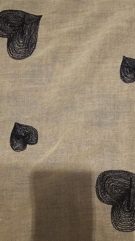 Srdiečkový šál, šatka, 