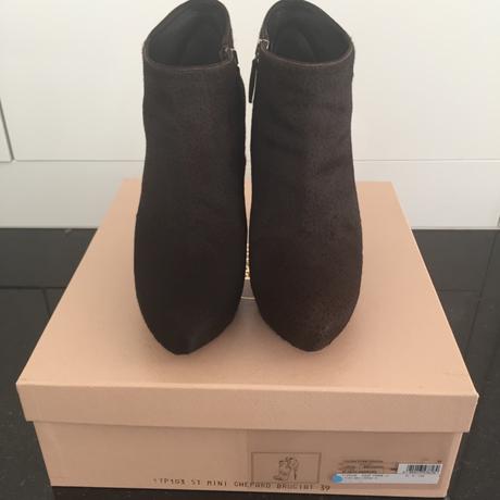 Prada kotnicky zo srsti, 39