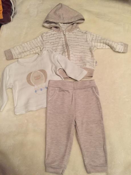 Trojsuprava teplakova, 62