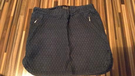 Predám detskú sukničku, 122