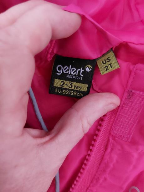 Overal proti dazdu, gelert,92