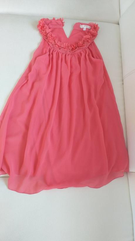 Dokonalé šaty 140-146 veľkosť, 140