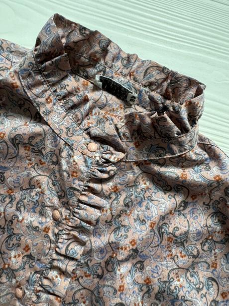 Exkluzívna blúzka, 46