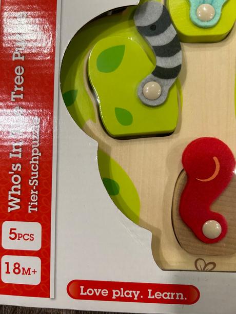 Hape - puzzle kto je v domčeku,