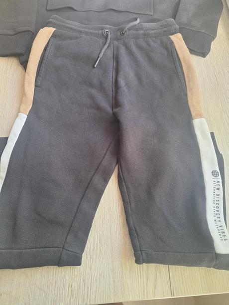 Teplákova suprava, f&f,134