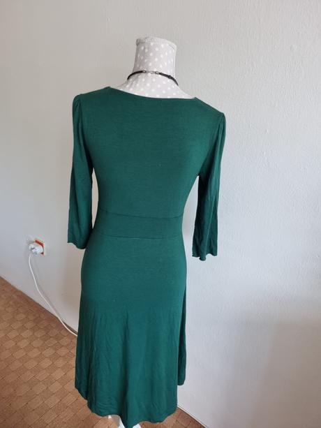 Zelene elast.šaty reserved 38, reserved,38