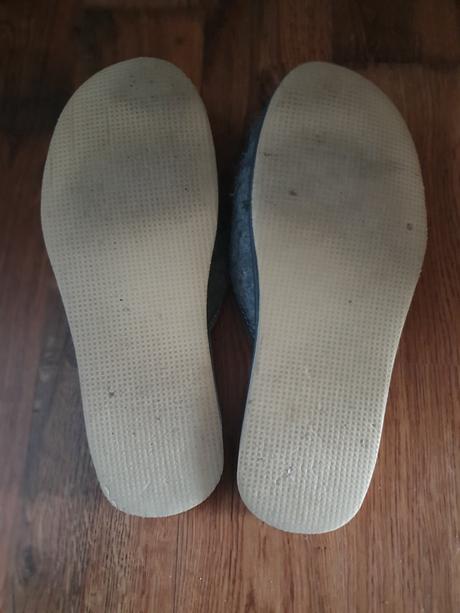 Prezuvky / papuce - rozne, 40