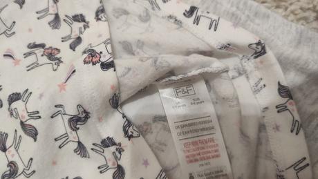 Tielka s jednorožcom, f&f,104