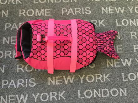 Pes - plavecka vesta l, 