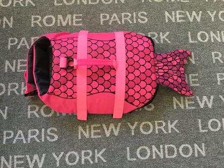 Pes - plavecka vesta l,