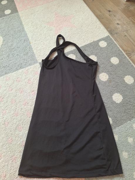 Čierne tielko s vyrezmi, s