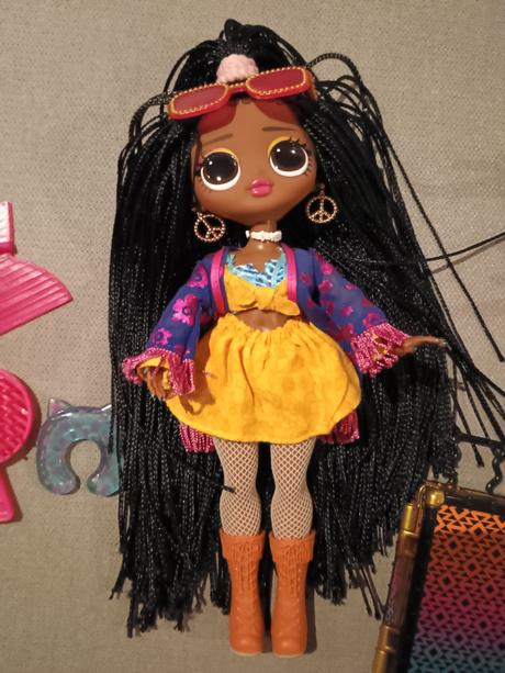 Lol surprise world travel,