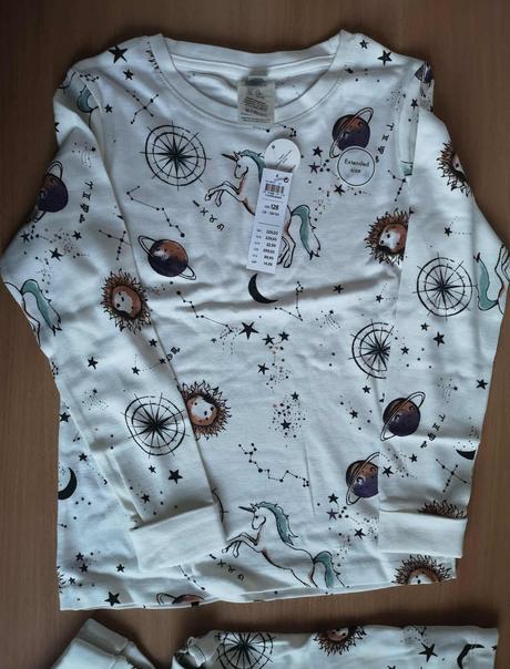 Vesmírna pyžama s predlžujúcimi patentmi, lindex,128