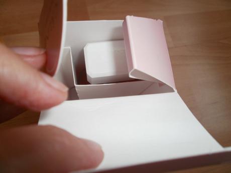 Dve párkrát použité parfumované vody, 