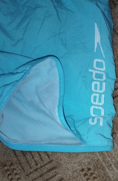 Kraťasy cca s-m, speedo,s