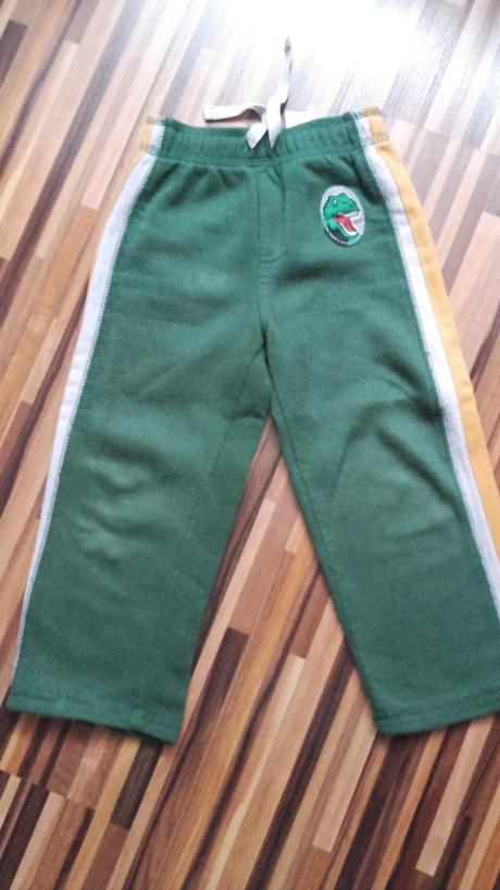 Hrubšie tepláky, pepco,92