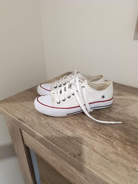 Tenisky bigstar, 37