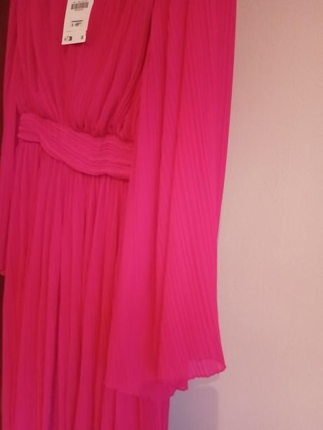 Nenosené šaty pc 50 eur, zara,m