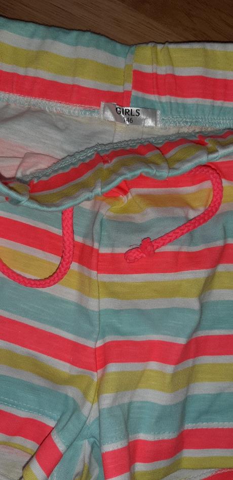 Farebné šortky 146, pepco,146