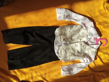 Slávnostné oblečenie pre chlapca, 74