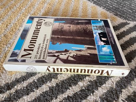 Monumenty (1993) encyklopédia o monumentoch sveta,