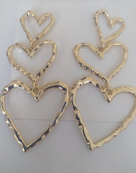 Visiace srdiečkove náušnice, 