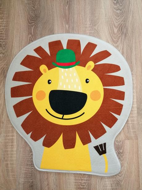 Mäkkučký koberček levík, 