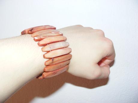 Bižuteria - náramky a náušnice,