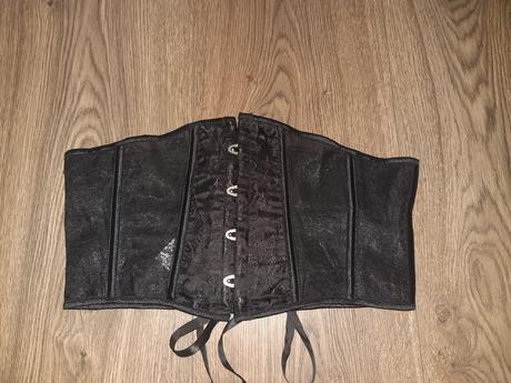 Čipkované korzet, river island,l