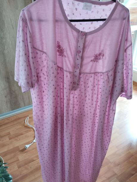 Nočná košeľa, 48