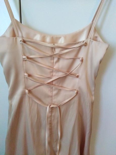 Spoločenské šaty, m