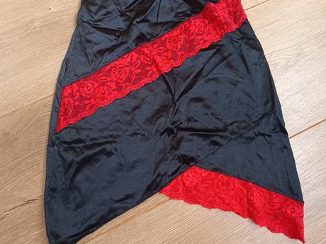 Cierno cervena kosielka xs, xs