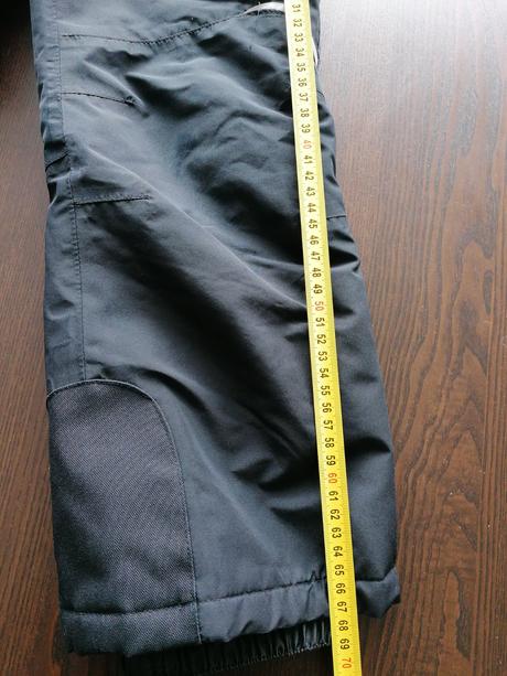 Čierne oteplovacky, 110