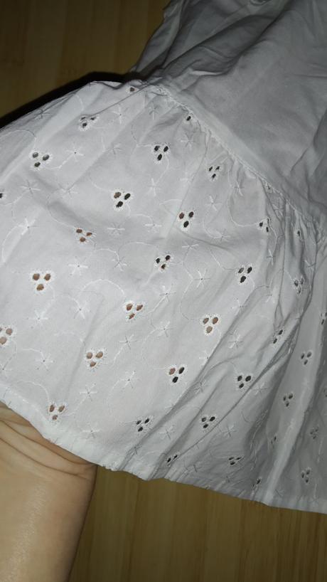 Madeirove šaty, 110