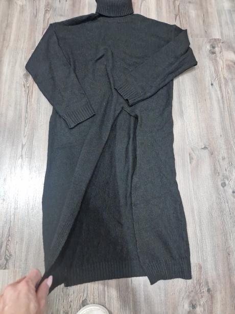 Predlzeny sveter-cena s postou, xs