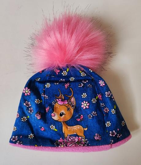 Rozkošná čiapočka - česká výroba, 68