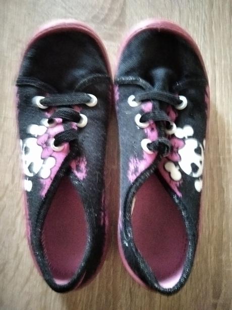 Platené tenisky monsters, 29