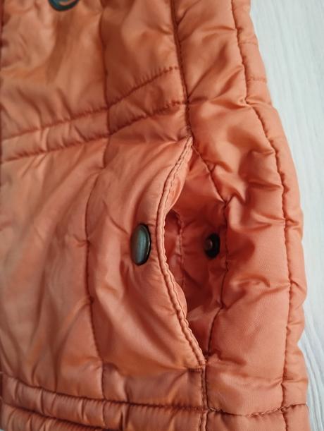 Teplá vesta, impidimpi,86