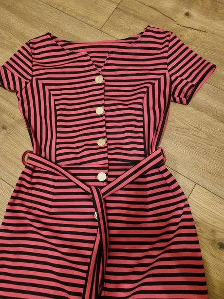 Sýtoružovo čierne elastické šaty veľ. 38 s opaskom, 38