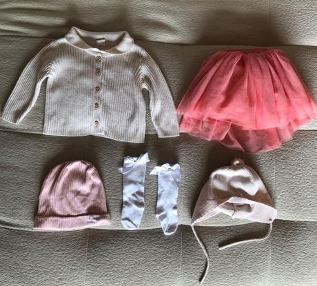 Balík 5 vecí,sukňa, sveter, čiapky, podkolienky 74, 68–80