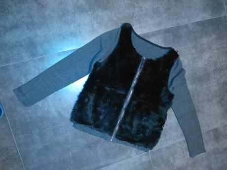 Sveter s vreckami a kožušinou, h&m,s