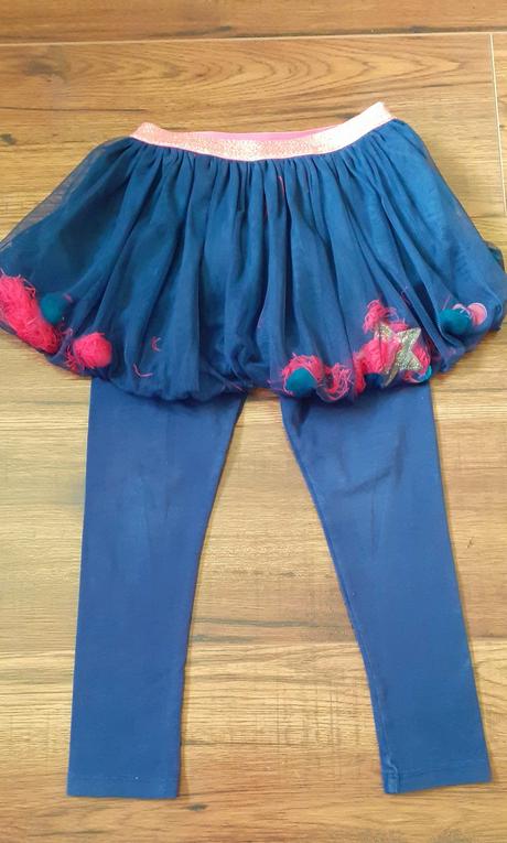 Sukňoleginy  110, 110