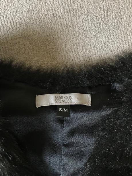 Kožušinové bolerko, marks & spencer,s