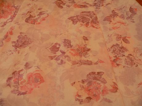 Kratke elegantne saty, 40