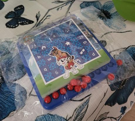 Spoločenská hra labková patrola (paw patrol),