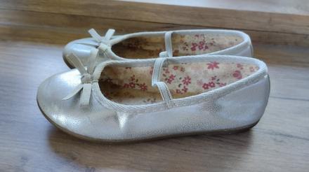 Dievčenské baleríny strieborné, veľ. 28, deichmann,28