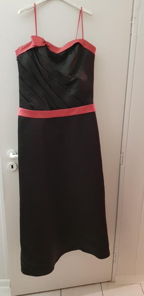 Spoločenské šaty, 40