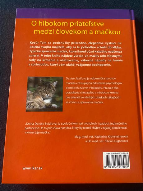 Život s mačkou starostlivosť, kŕmenie a zábava  de, 