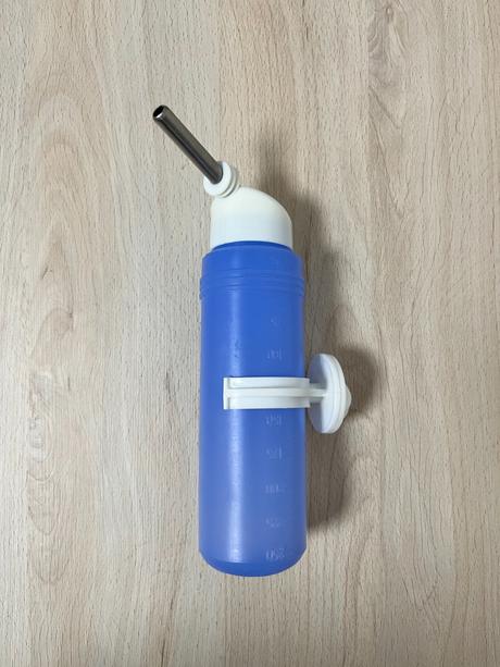 Nová napájačka so skrutkovým uchytením 250ml,