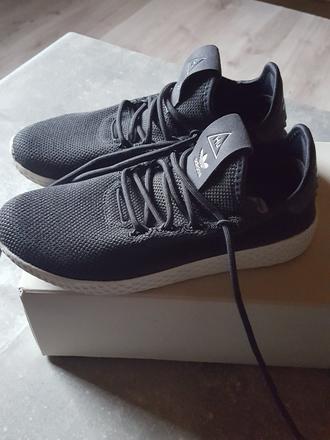 Tenisky adidas pharell williams hu, adidas,36